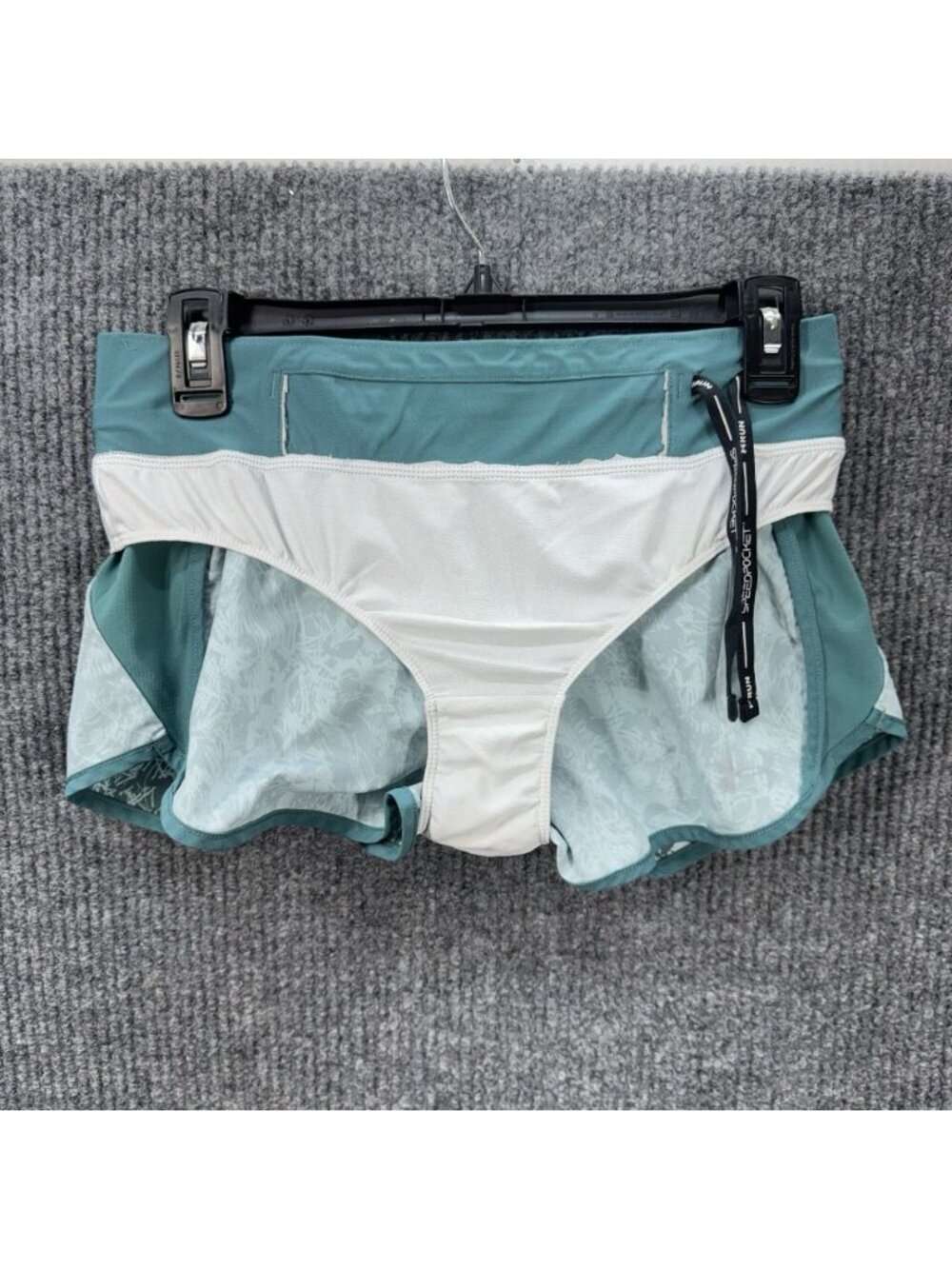 Lot Of 2 Under Armour Shorts Women Small Speedpocket Run Heatgear Fitted Lined - Picture 10 of 14